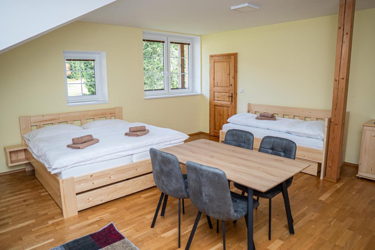 Horsky Hotel Paprsek Staré Město Extérieur photo