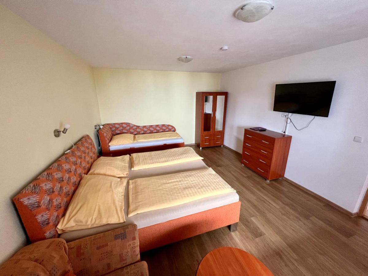 Horsky Hotel Paprsek Staré Město Extérieur photo