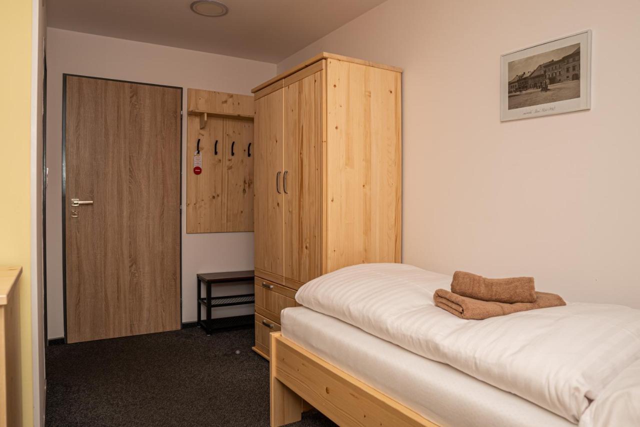 Horsky Hotel Paprsek Staré Město Extérieur photo