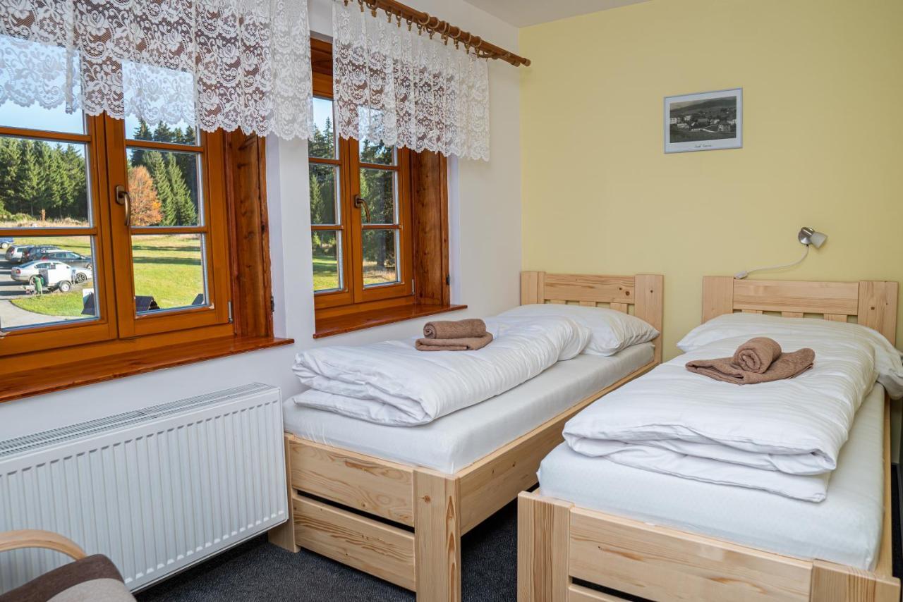 Horsky Hotel Paprsek Staré Město Extérieur photo