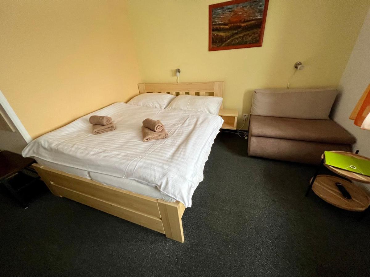Horsky Hotel Paprsek Staré Město Extérieur photo