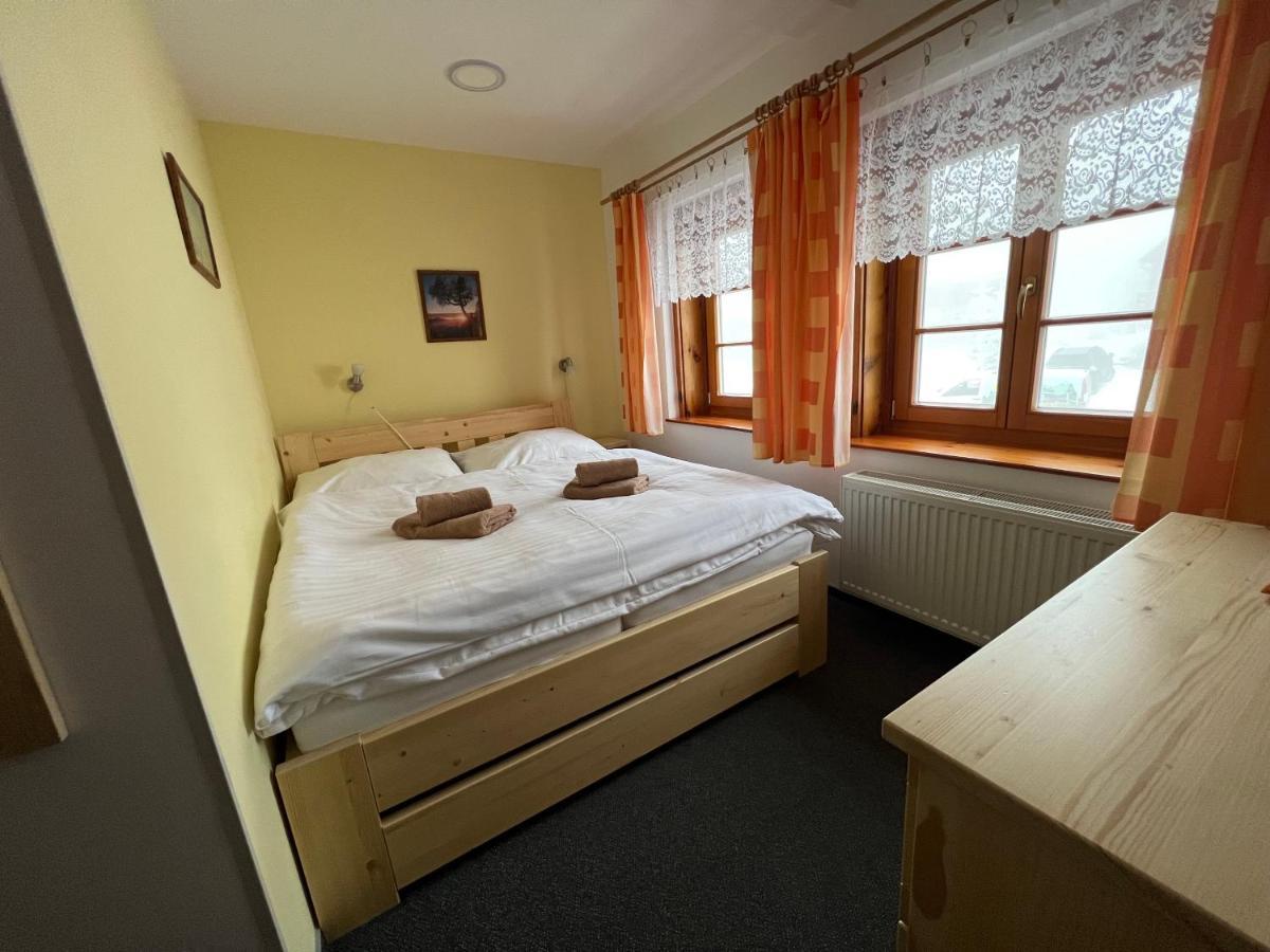 Horsky Hotel Paprsek Staré Město Extérieur photo
