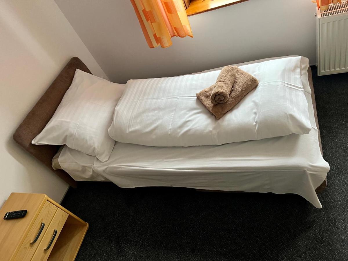 Horsky Hotel Paprsek Staré Město Extérieur photo